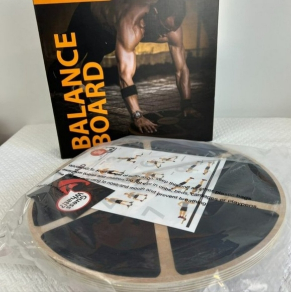 URBNFit Balancing Board for Balance Training & Core Workout at Home, Work,or Gym - Picture 3 of 3